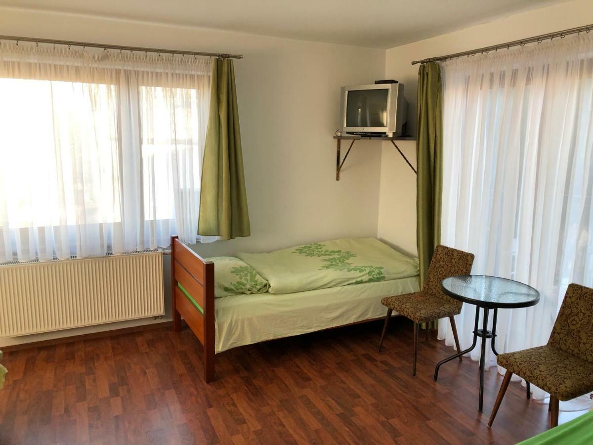 Amber Marlena Apartment โควอบเซก ภายนอก รูปภาพ
